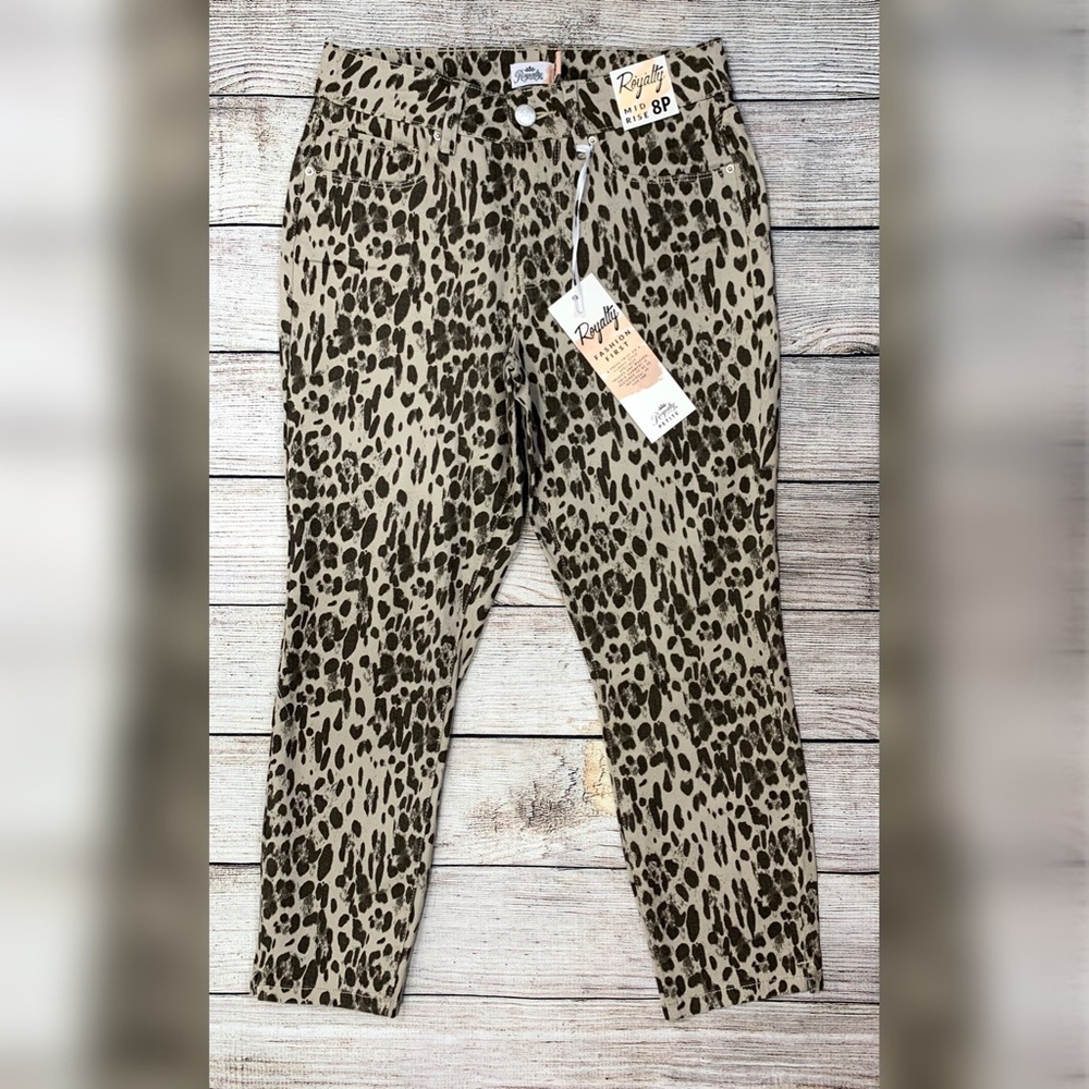 Royalty for Me Leopard Print Mid-Rise Anklet Jeans - Picture 7 of 8